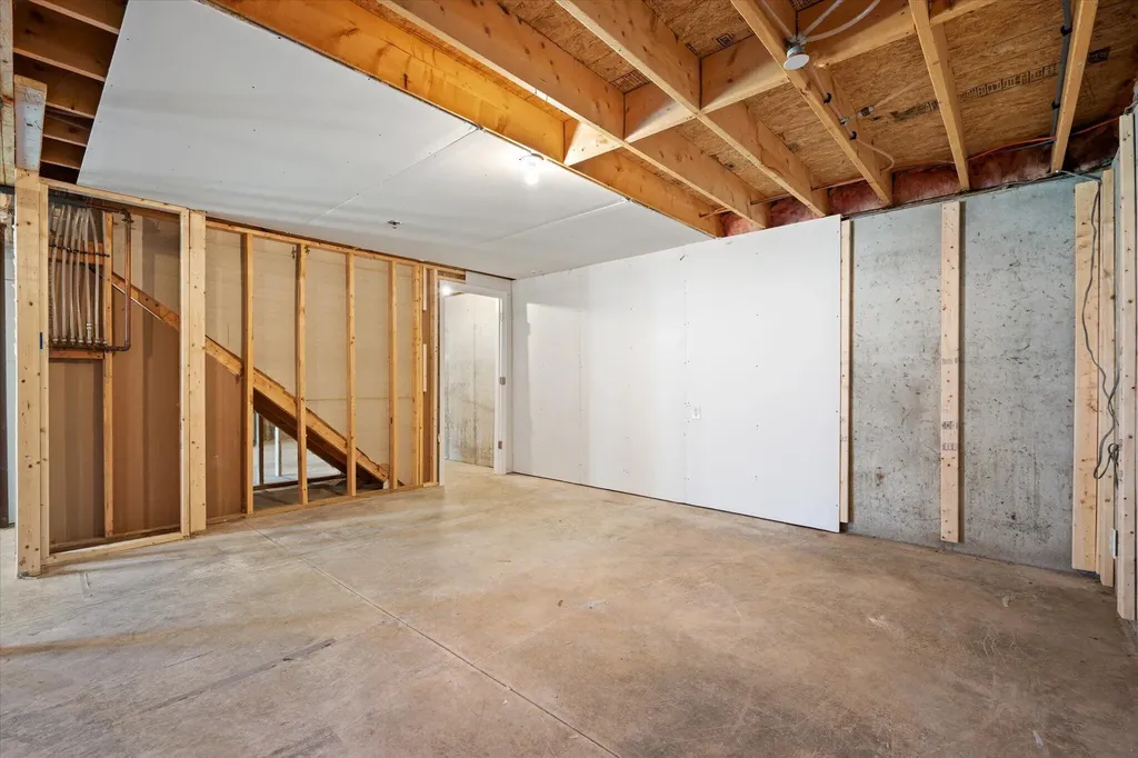 13 Poplar Ridge Road Gray ME 04039
