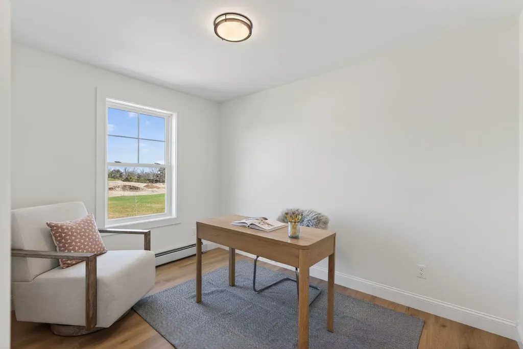 12 Feldspar Lane Cumberland ME 04021