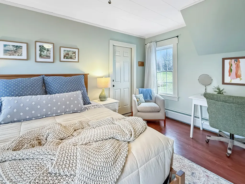 49 Pleasant Avenue Sangerville ME 04479
