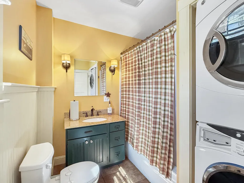 49 Pleasant Avenue Sangerville ME 04479