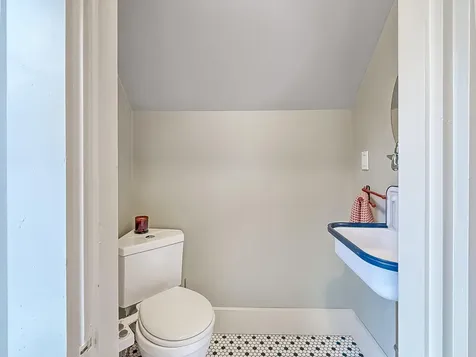 49 Pleasant Avenue Sangerville ME 04479
