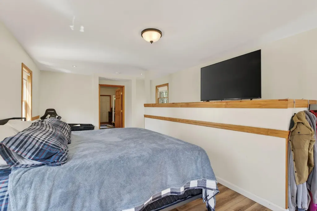 37 Callaway Drive Westbrook ME 04092