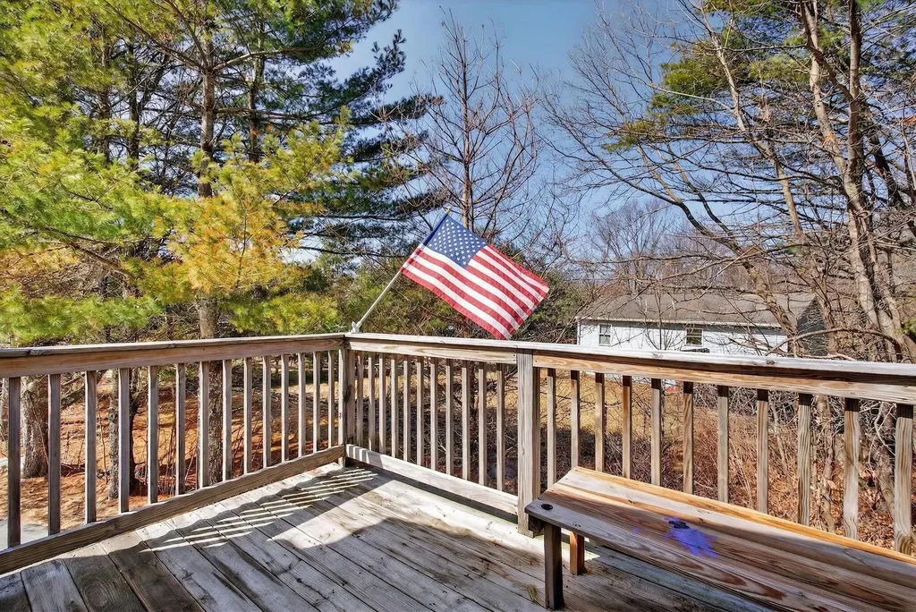 37 Callaway Drive Westbrook ME 04092