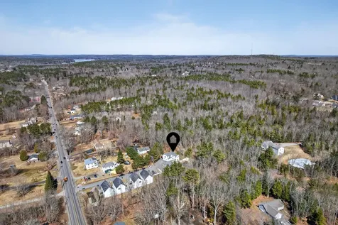 37 Callaway Drive Westbrook ME 04092