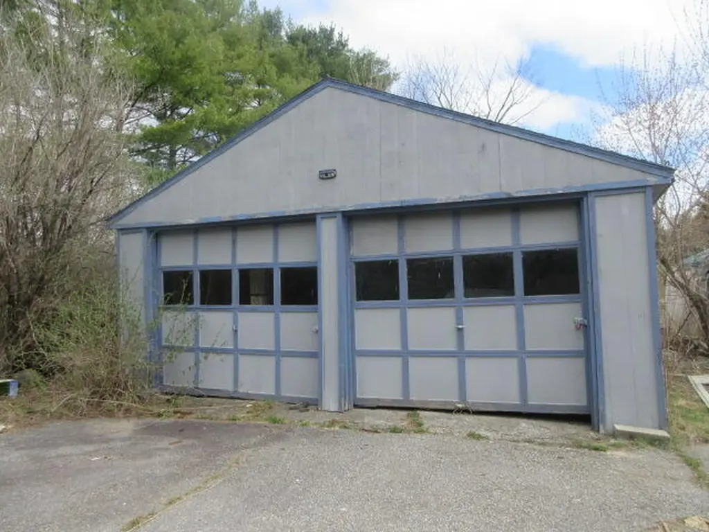 92 Bassett Road Winslow ME 04901