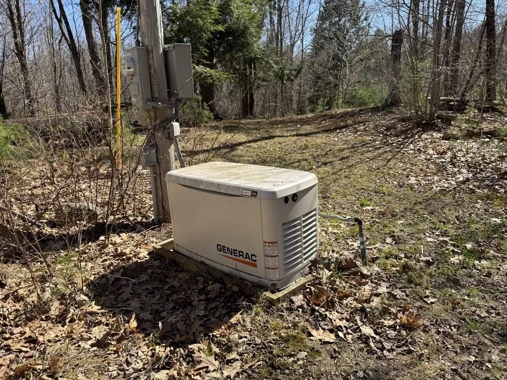 330 Old County Road Washington ME 04574