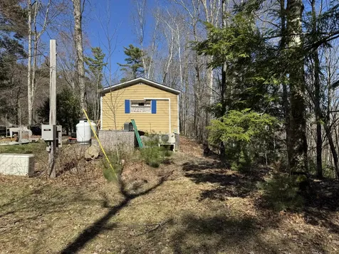 330 Old County Road Washington ME 04574
