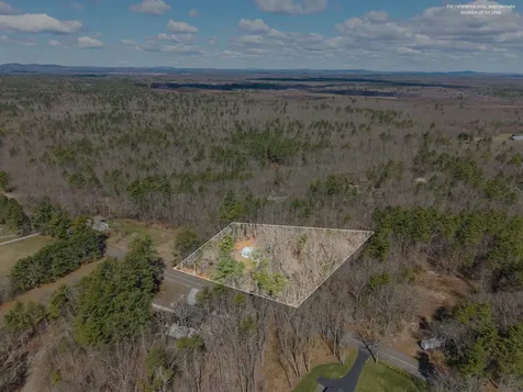 926 Meetinghouse Road Wells ME 04090