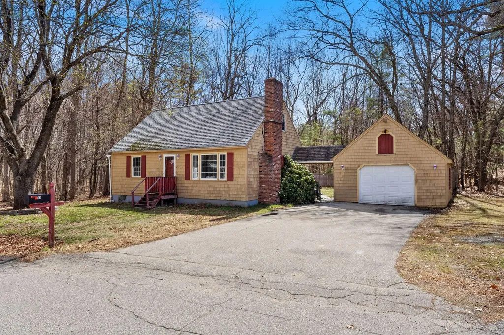 13 Normand Avenue Sanford ME 04073