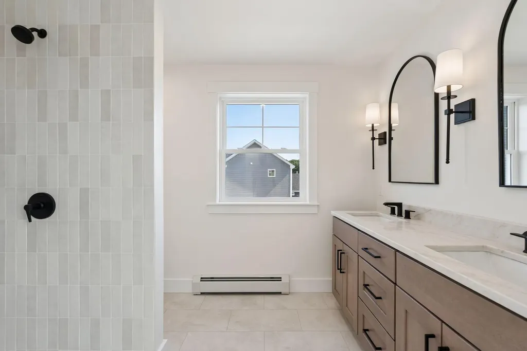 16 Feldspar Lane Cumberland ME 04021