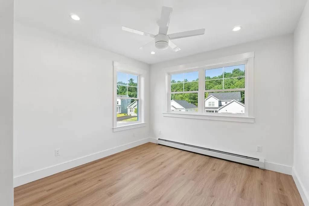 16 Feldspar Lane Cumberland ME 04021
