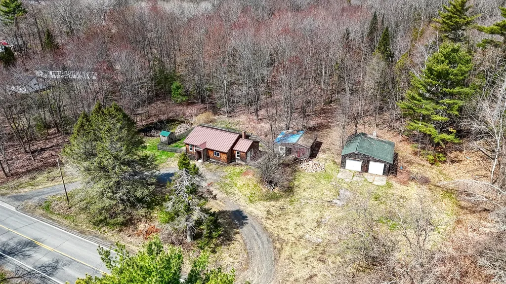 1818 Bangor Road Clinton ME 04927