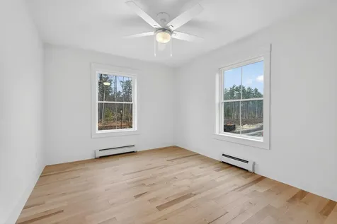 41 Lochwood Drive Gorham ME 04038