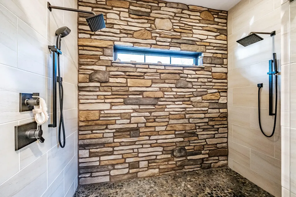 148 Meadowbrook Lane Naples ME 04055