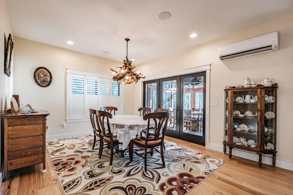 148 Meadowbrook Lane Naples ME 04055