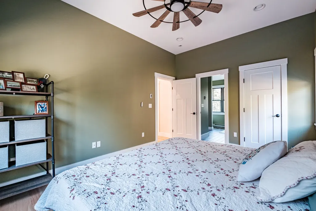148 Meadowbrook Lane Naples ME 04055