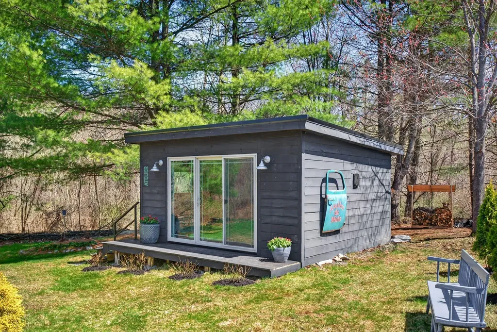 65 Felicia Lane Portland ME 04103