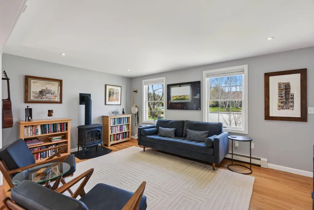 65 Felicia Lane Portland ME 04103