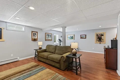 65 Felicia Lane Portland ME 04103