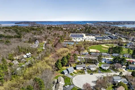 65 Felicia Lane Portland ME 04103