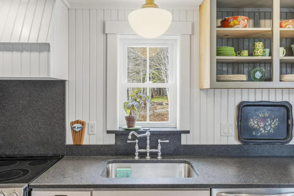 978 Wiscasset Road Boothbay ME 04537