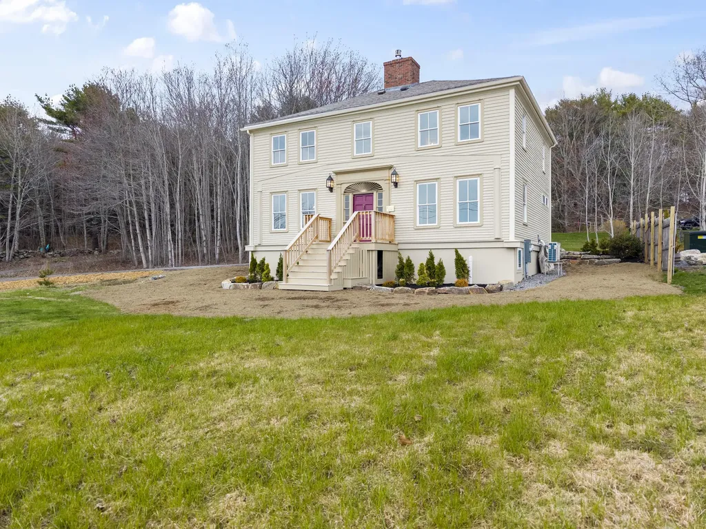 978 Wiscasset Road Boothbay ME 04537