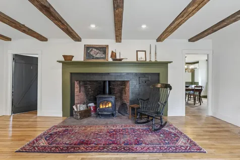978 Wiscasset Road Boothbay ME 04537
