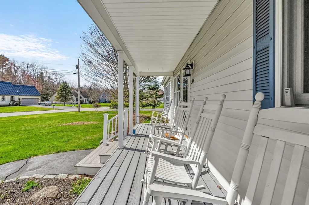 20 Court Street Winslow ME 04901