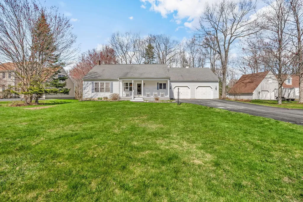 20 Court Street Winslow ME 04901