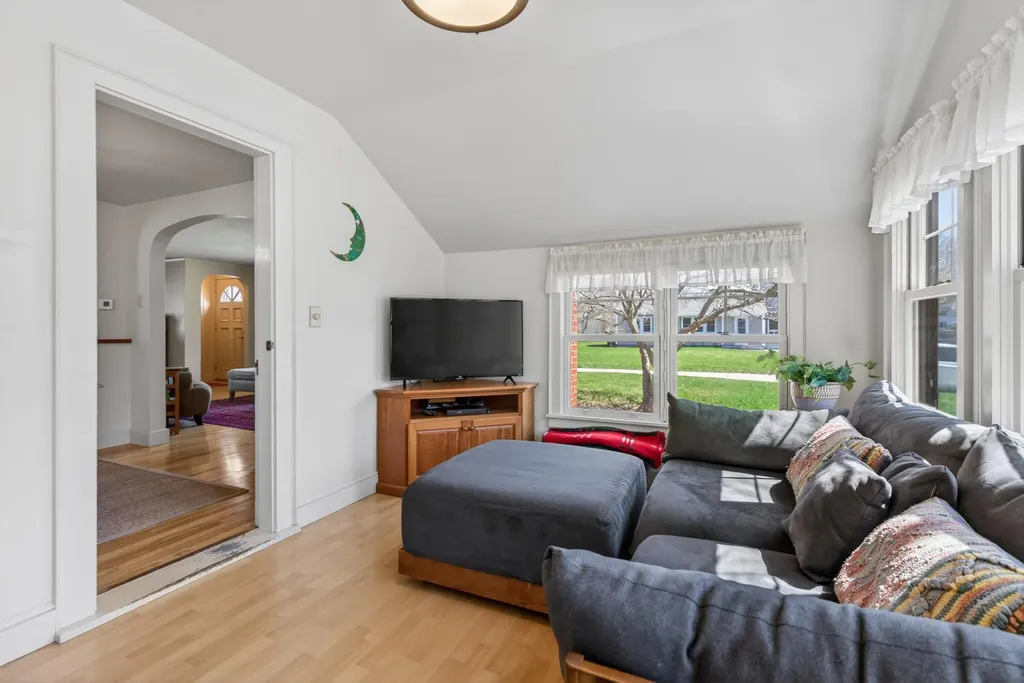 14 Hillview Road Gorham ME 04038