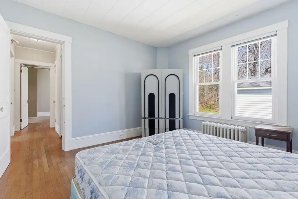 18 Byfield Road Portland ME 04103