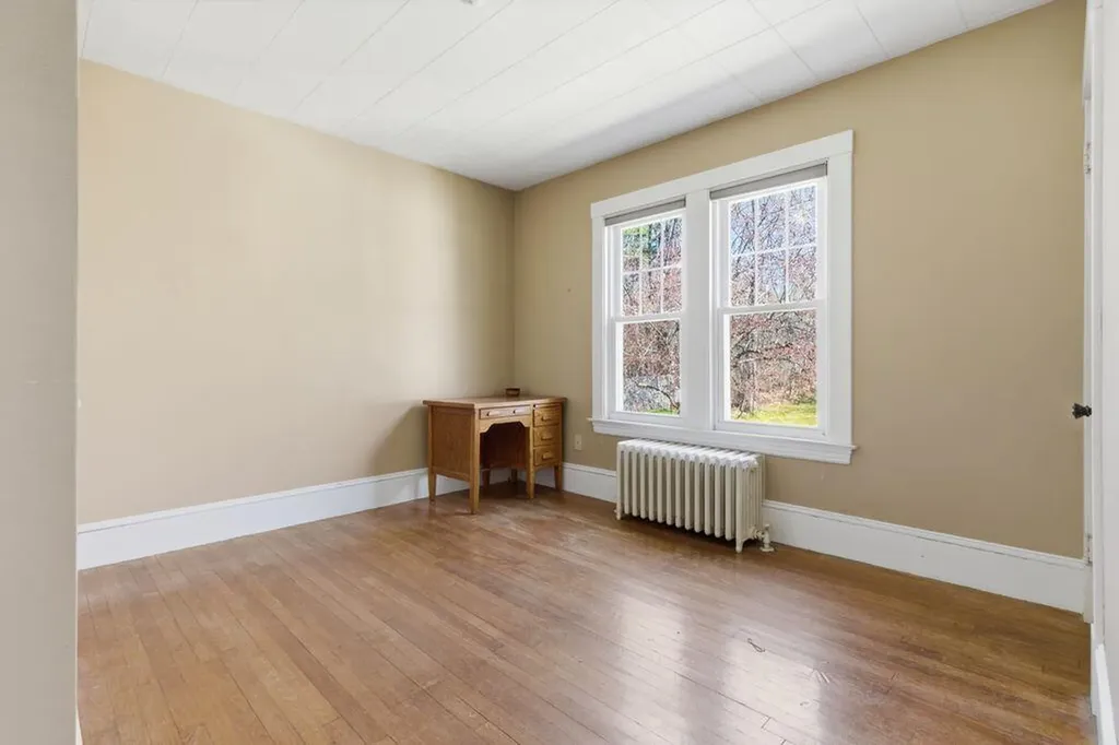 18 Byfield Road Portland ME 04103