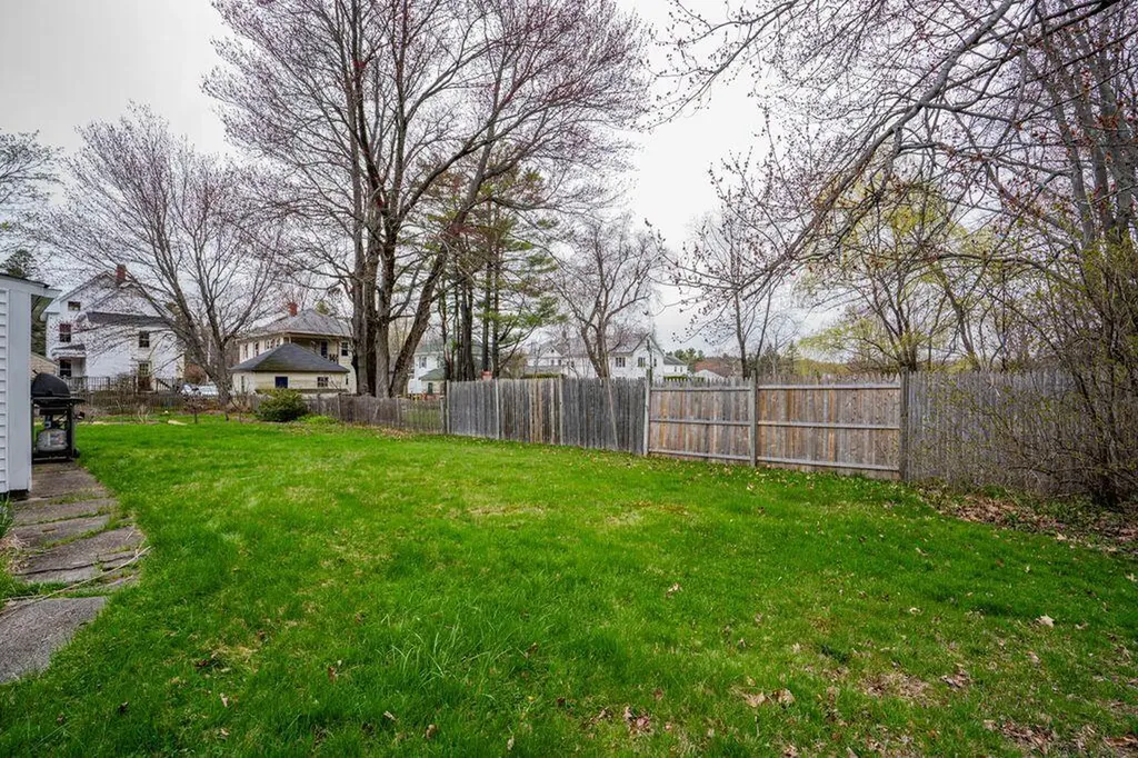 18 Byfield Road Portland ME 04103