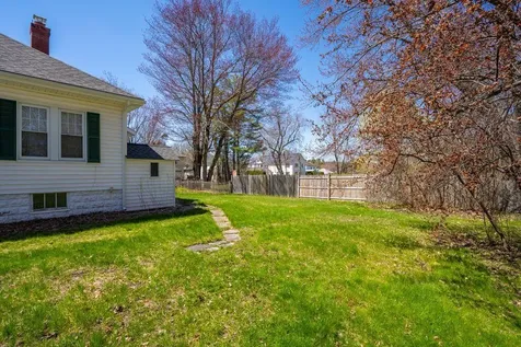 18 Byfield Road Portland ME 04103