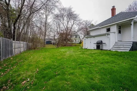 18 Byfield Road Portland ME 04103