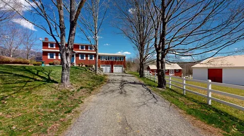 868 Paris Road Hebron ME 04238