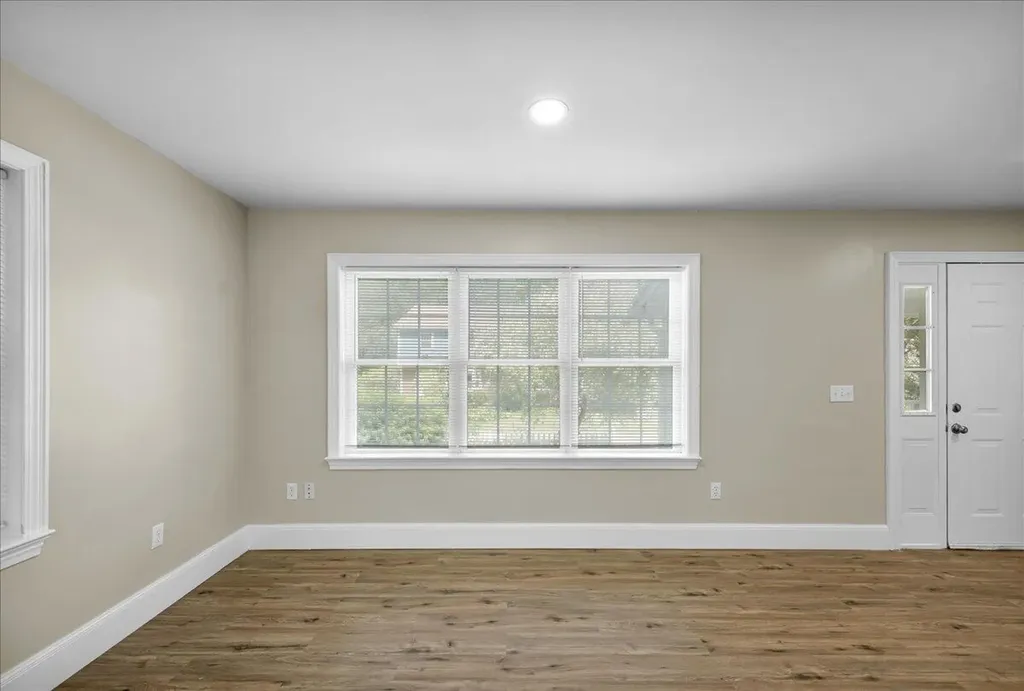 153 Cedar Street Belfast ME 04915