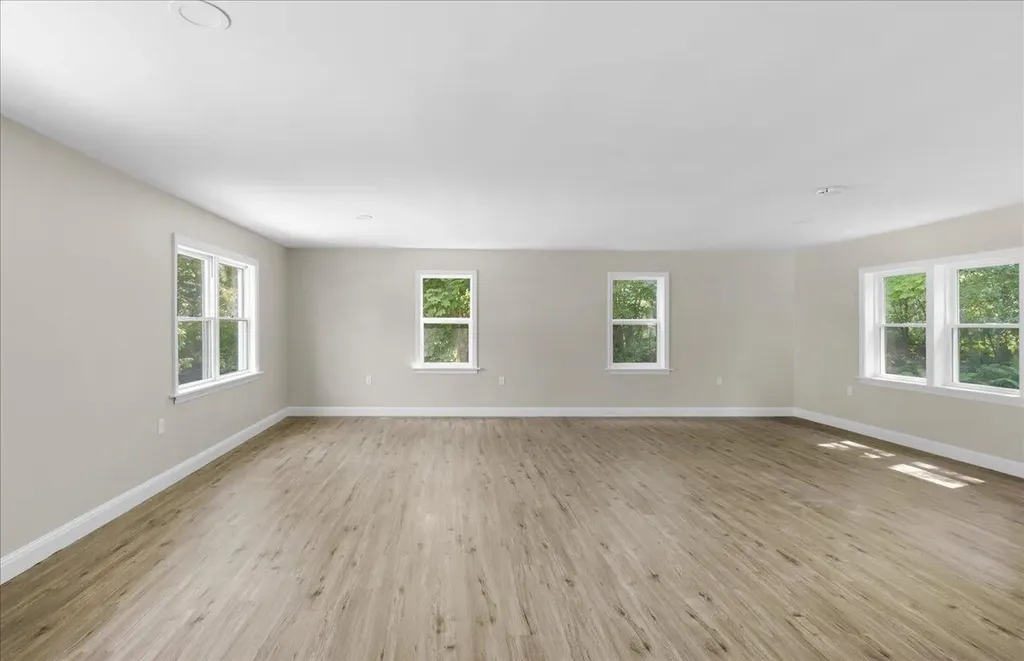 153 Cedar Street Belfast ME 04915