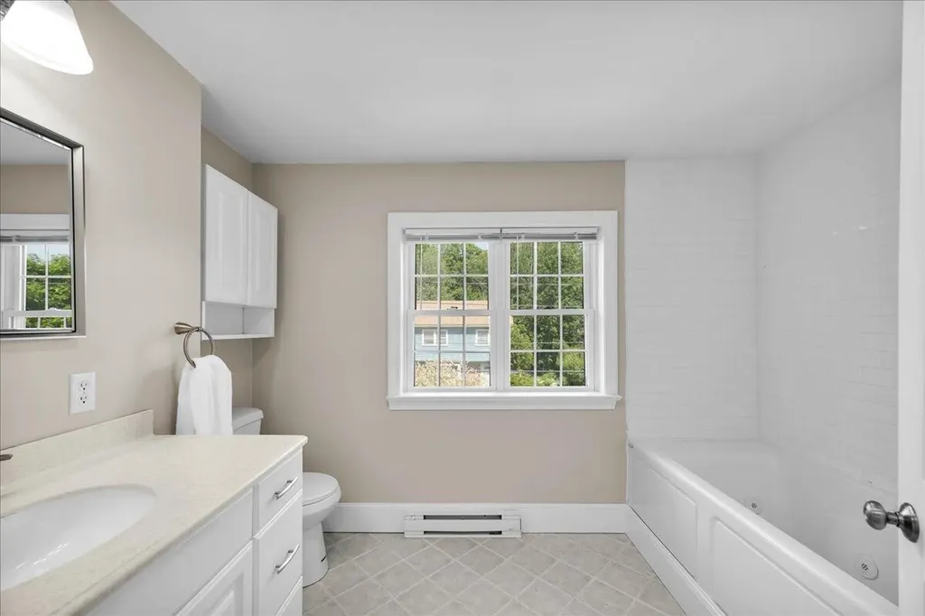 153 Cedar Street Belfast ME 04915