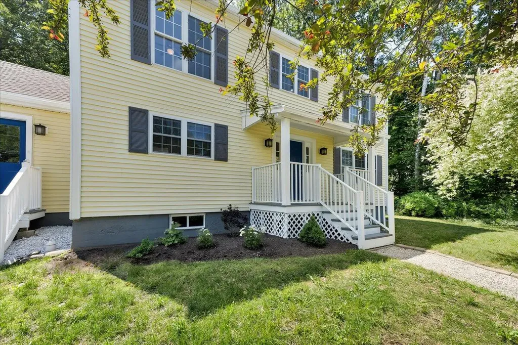 153 Cedar Street Belfast ME 04915