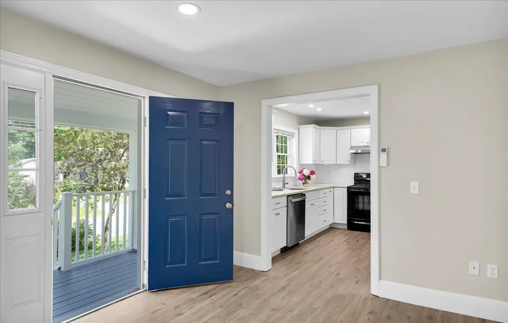 153 Cedar Street Belfast ME 04915