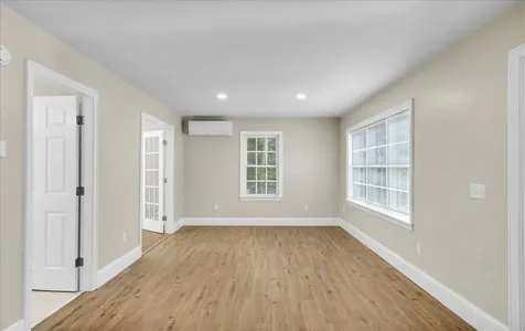 153 Cedar Street Belfast ME 04915