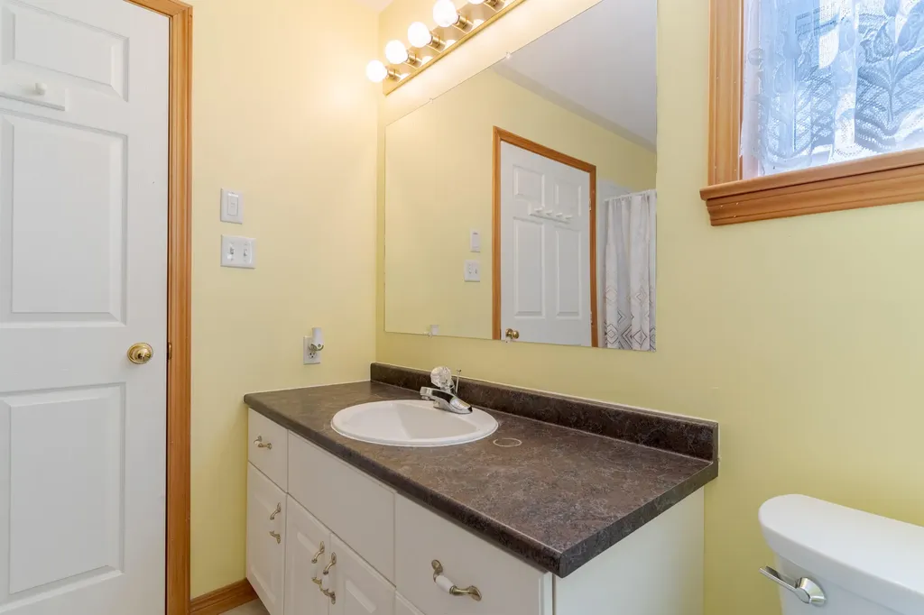 68 New Bridge Road Lebanon ME 04027