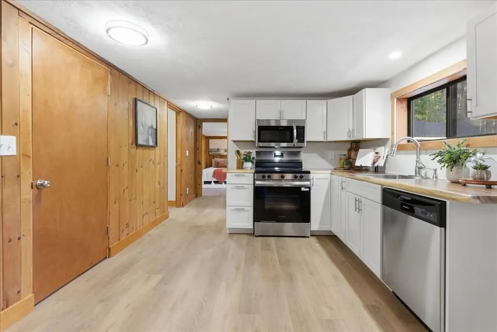 161 Grandview Road Limerick ME 04048