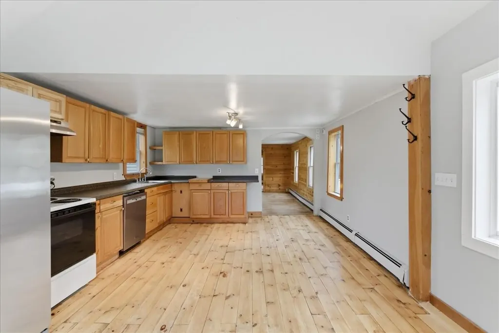 189 Lisbon Street Lisbon ME 04250
