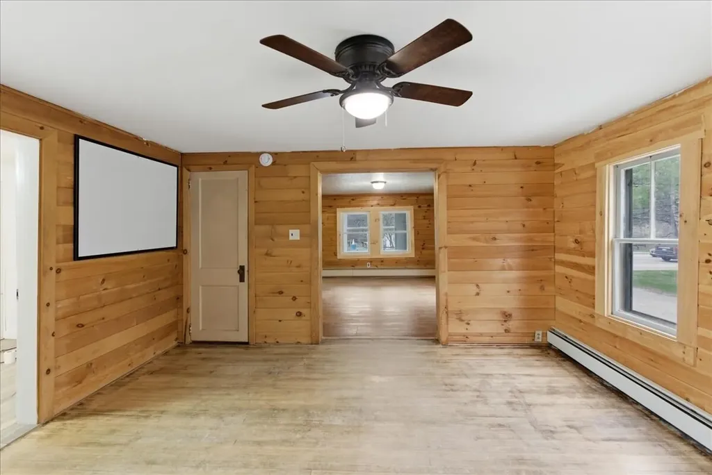 189 Lisbon Street Lisbon ME 04250