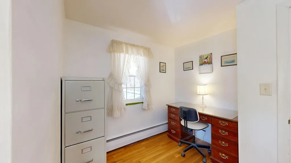 87 Locksley Road Auburn ME 04210