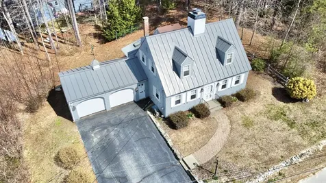 87 Locksley Road Auburn ME 04210