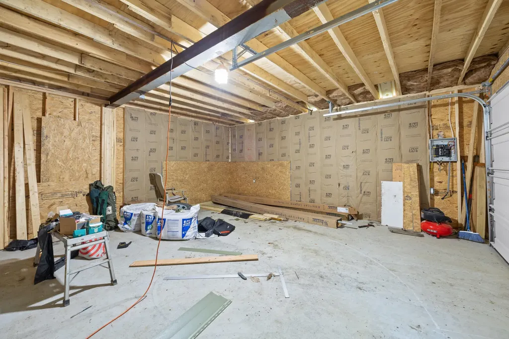 10 Carpenter Place Greenville ME 04441