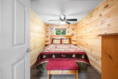 10 Carpenter Place Greenville ME 04441